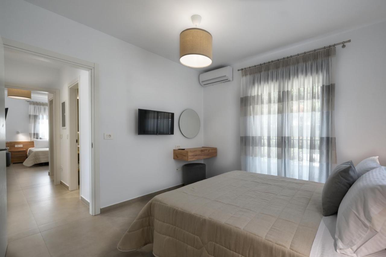 Suites Of Happiness Parga Exterior photo